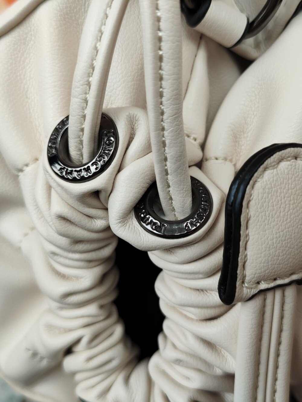 Longchamp Le Pliage Xtra Off-White Drawstring Bucket Bag - Picture 6 of 6